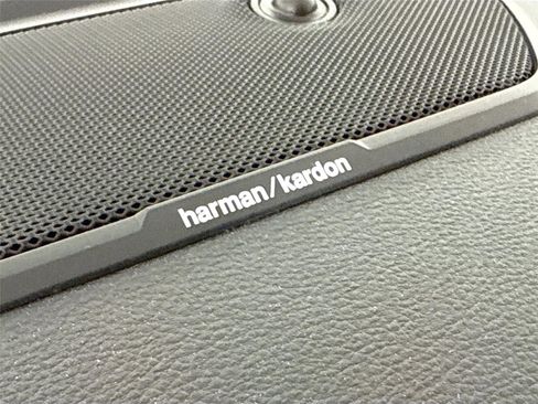 Used 2022 RAM 1500 Laramie AWD/4WD image 19
