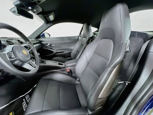 Certified 2025 Porsche 718 Cayman S RWD image 5