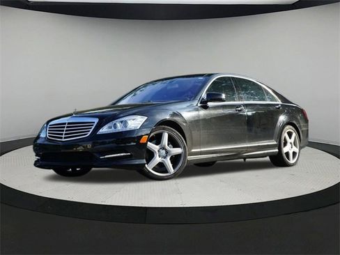 Used 2011 Mercedes-Benz S 550 image 2