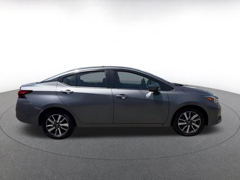 Used 2025 Nissan Versa SV FWD image 16