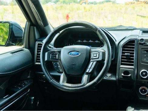 Used 2018 Ford Expedition XL RWD image 22