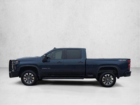 Used 2023 Chevrolet Silverado 2500 Custom w/ Custom Value Package image 8