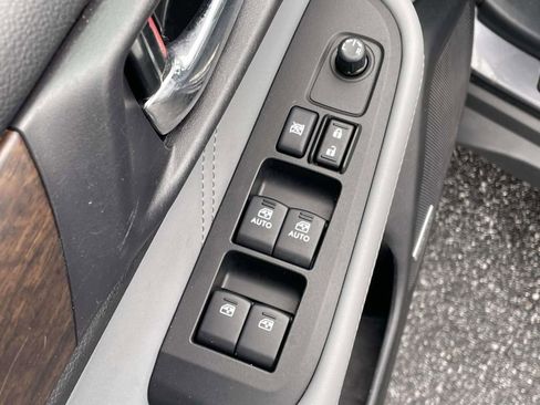 Used 2019 Subaru Outback 2.5i Limited image 6