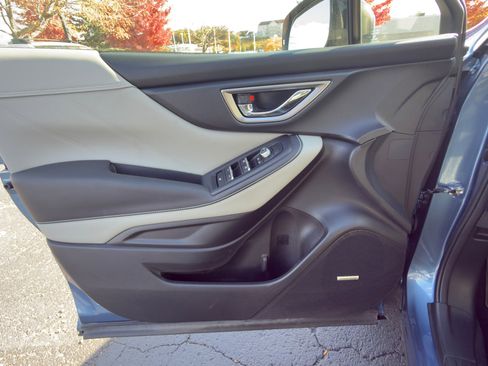 Certified 2023 Subaru Forester Limited w/ Popular Package #3 image 16