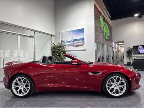 Used 2014 Jaguar F-TYPE Convertible image 5