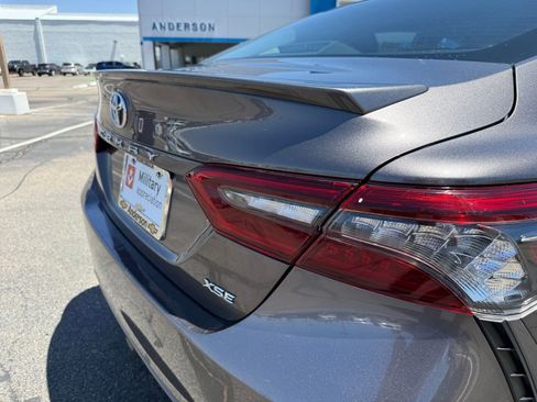 Used 2024 Toyota Camry XSE FWD image 6