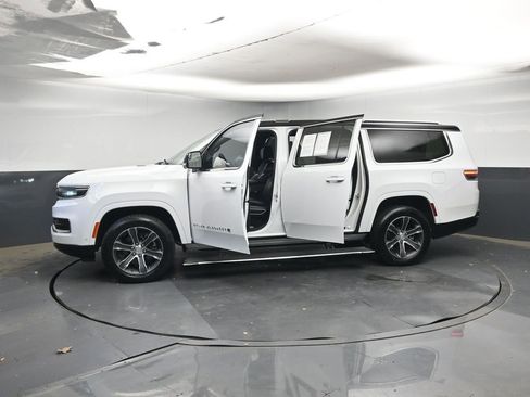 Used 2024 Jeep Grand Wagoneer L 4WD image 45