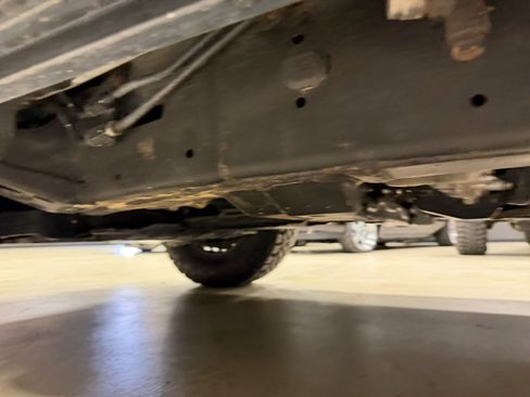 Used 2016 Toyota Land Cruiser image 28