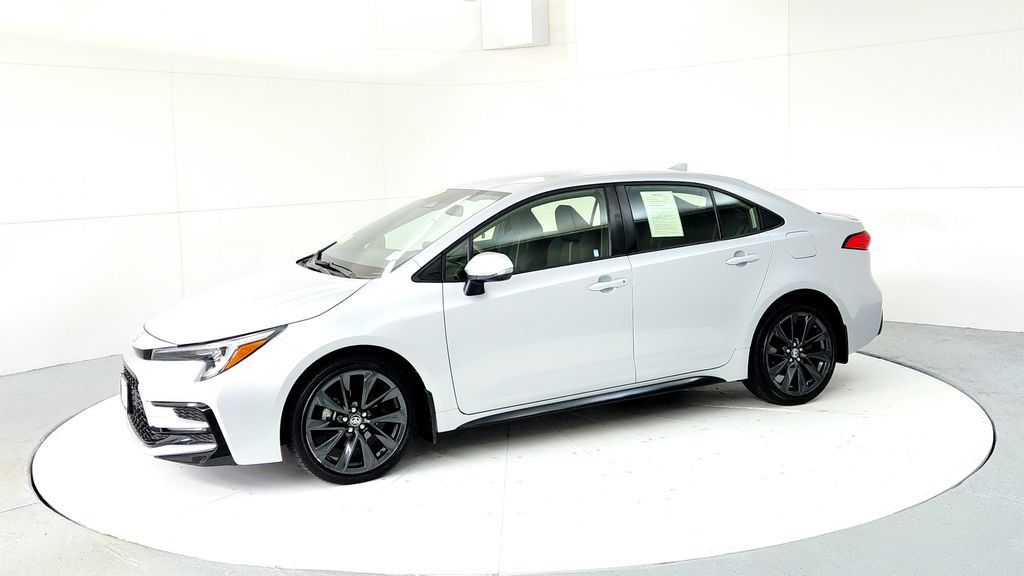 Certified 2023 Toyota Corolla SE FWD image 2