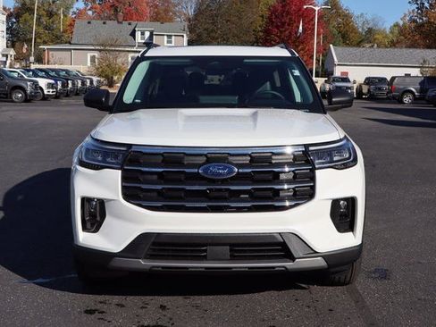 Used 2026 Ford Explorer Active w/ Active Comfort Package AWD/4WD image 16