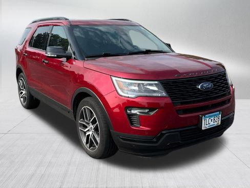 Used 2019 Ford Explorer Sport w/ Equipment Group 401A AWD/4WD image 2