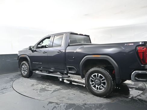 Used 2024 GMC Sierra 2500 SLE w/ SLE Value Package; image 3