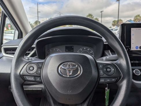Used 2024 Toyota Corolla LE FWD image 20