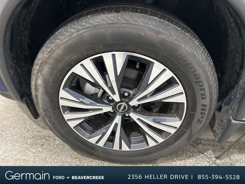 Used 2023 Nissan Rogue SV w/ SV Premium Package image 12