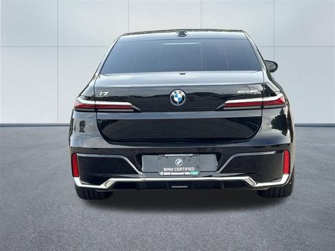 Used 2023 BMW i7 xDrive60 AWD/4WD image 6