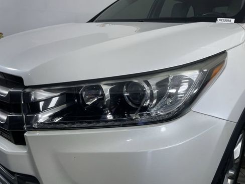 Used 2017 Toyota Highlander Limited image 49