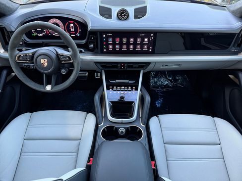 Certified 2025 Porsche Cayenne GTS image 14