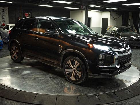 Used 2021 Mitsubishi Outlander Sport LE image 5