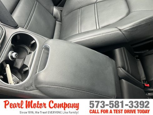 Used 2023 Porsche Cayenne Platinum Edition AWD/4WD image 19