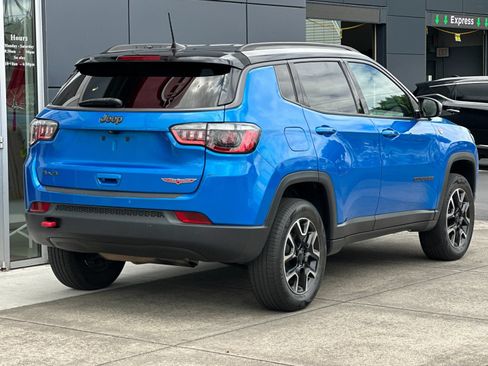 Used 2020 Jeep Compass Trailhawk AWD/4WD image 3