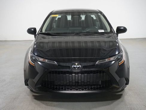 Certified 2024 Toyota Corolla LE FWD image 2