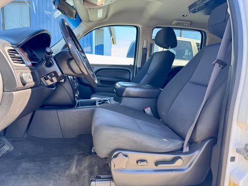 Used 2012 Chevrolet Suburban LS w/ Convenience Package 1 RWD image 8