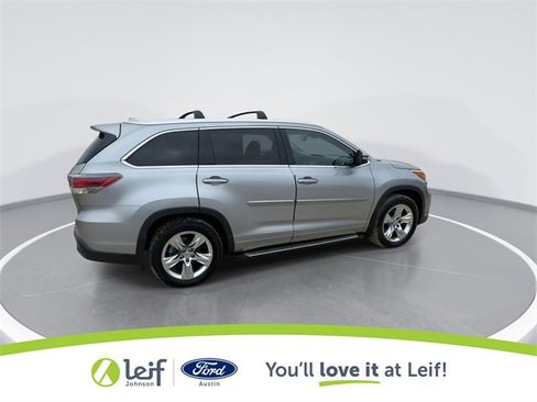 Used 2015 Toyota Highlander Limited Platinum image 12