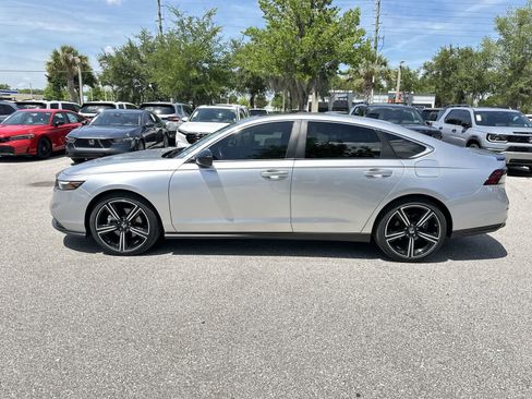 Used 2024 Honda Accord Sport image 3