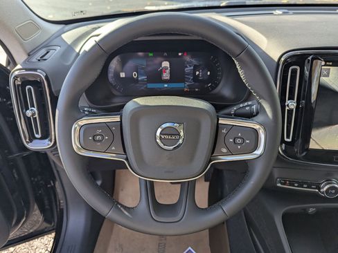 New 2026 Volvo XC40 B5 Plus w/ Protection Package Premier image 10