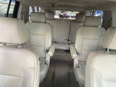 Used 2016 GMC Yukon XL Denali w/ Open Road Package AWD/4WD image 30