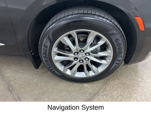 Used 2023 Buick Enclave Avenir w/ Avenir Technology Package AWD/4WD image 17