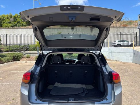 Used 2025 Buick Encore GX Preferred FWD image 30