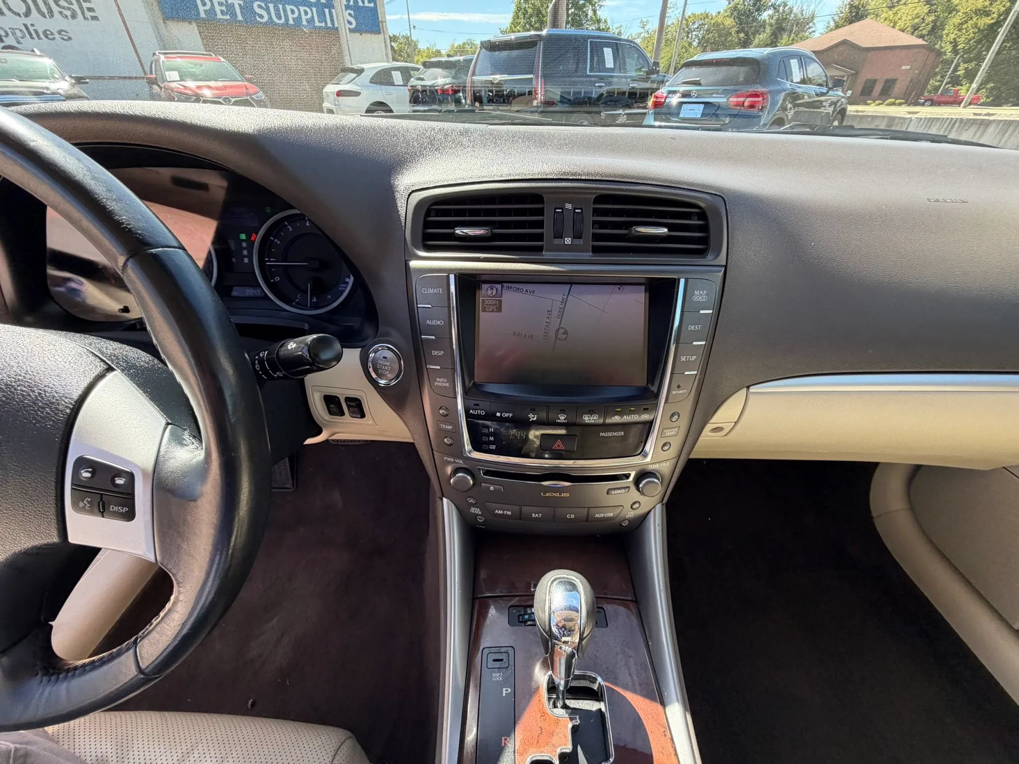 Used 2011 Lexus IS 350 w/ Premium Pkg Value Edition RWD image 20