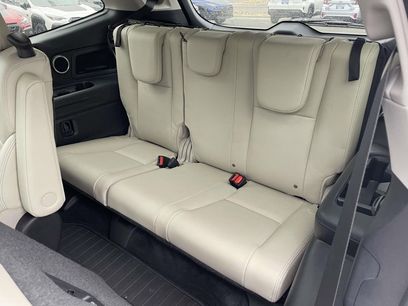 Used 2021 Subaru Ascent Limited w/ Technology Package