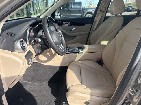 Certified 2021 Mercedes-Benz GLC 300 image 10