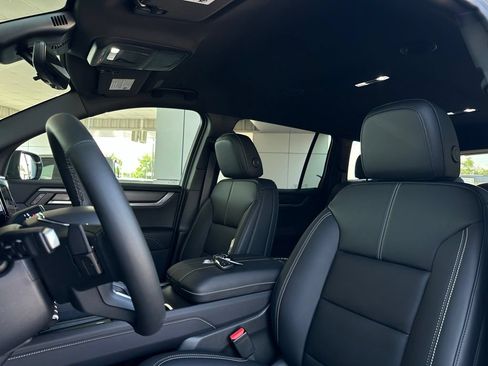 New 2026 GMC Acadia Elevation w/ Elevation Premium Package FWD image 14