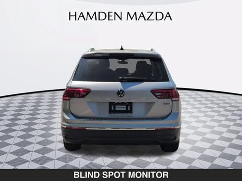 Used 2024 Volkswagen Tiguan SE AWD/4WD image 4