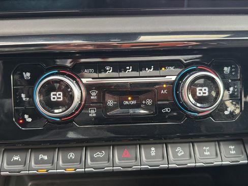 Used 2024 GMC Sierra 1500 AT4X w/ AT4X AEV Edition image 31