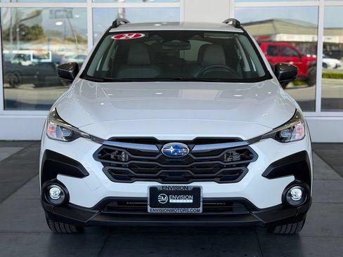Used 2024 Subaru Crosstrek 2.0i Premium AWD/4WD image 4