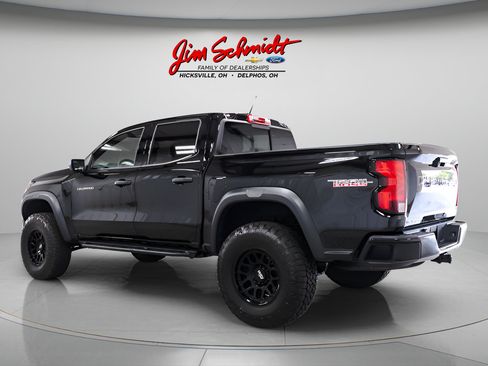 Used 2024 Chevrolet Colorado Trail Boss w/ Advanced Trailering Package AWD/4WD image 4