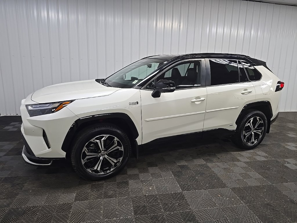 Used 2022 Toyota RAV4 XSE w/ Premium Package AWD/4WD image 6