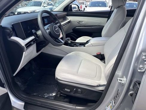 Used 2025 Hyundai Tucson SEL AWD/4WD image 19