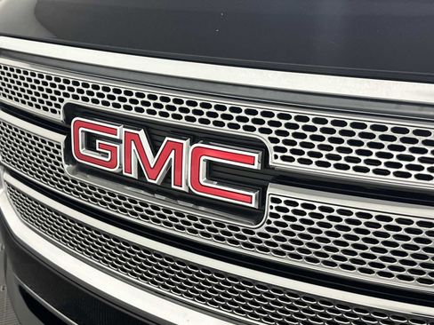 Used 2015 GMC Acadia Denali FWD image 12