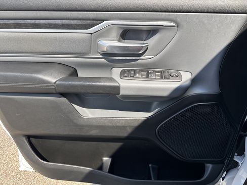 Used 2022 RAM 1500 Big Horn AWD/4WD image 8