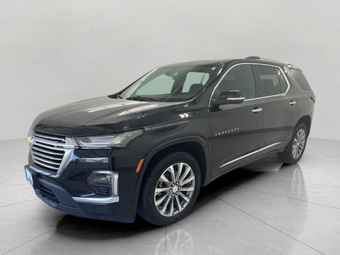 Used 2023 Chevrolet Traverse Premier AWD/4WD image 3
