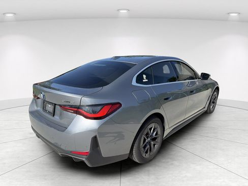 Used 2023 BMW i4 eDrive35 w/ Premium Package RWD image 4