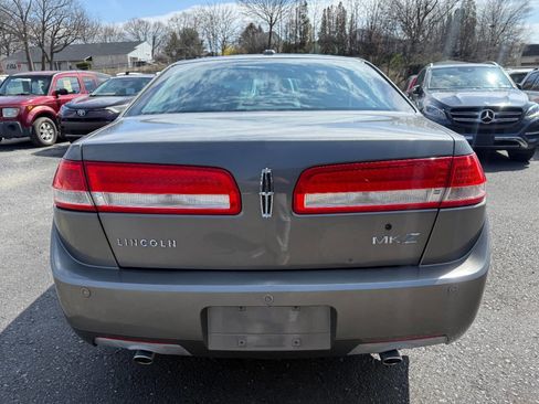 Used 2012 Lincoln MKZ w/ Interior Aluminum Trim Pkg image 6