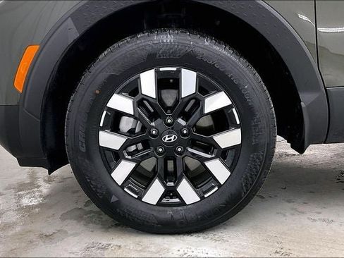 Certified 2025 Hyundai Santa Cruz SEL AWD/4WD image 10