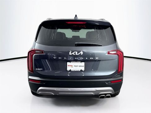 Used 2022 Kia Telluride EX FWD image 12
