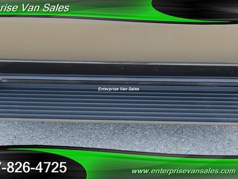 Used 2023 Ford Transit 350 XLT RWD image 12